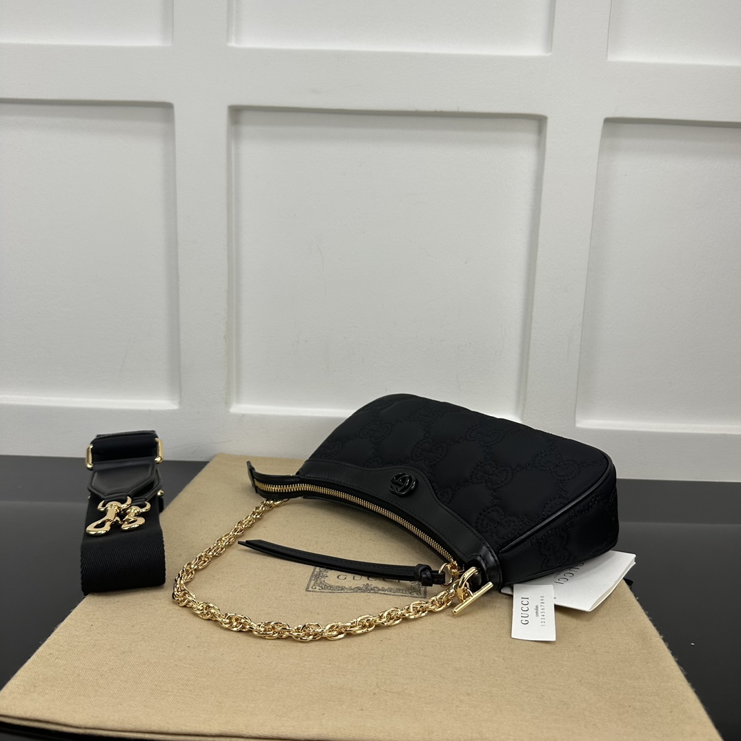 Gucci Hobo Bags